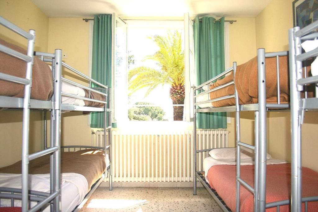 Villa Saint Exupery Gardens Hostel Nice Kamer foto